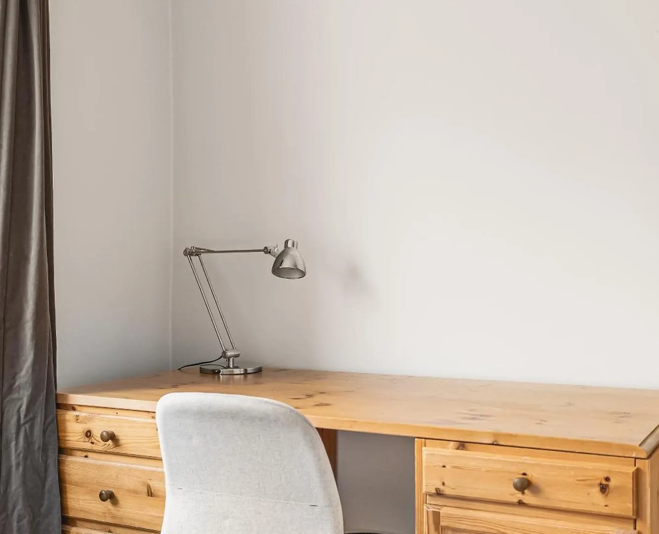 350M To City Beach I Tv & Workspace In Every Room! Bergen